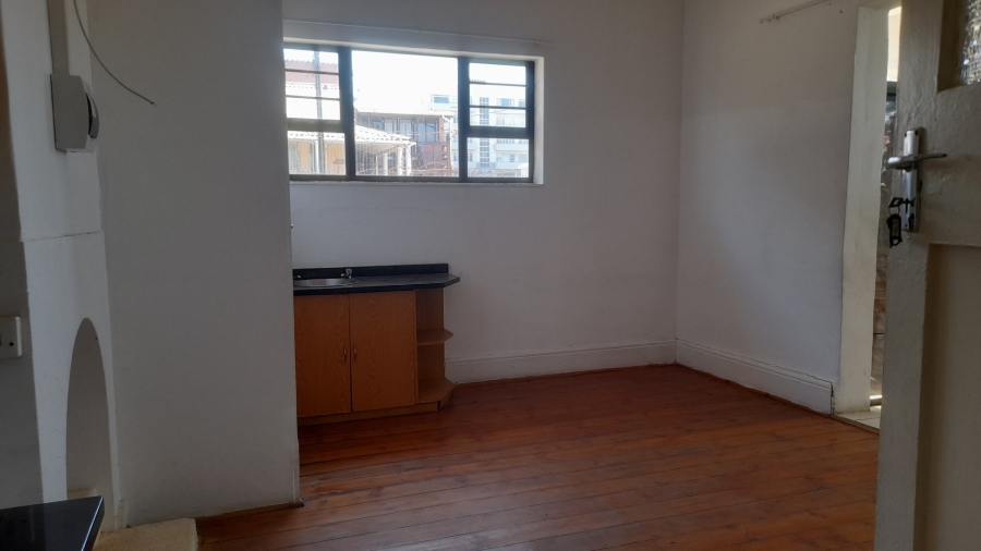 Commercial Property for Sale in Quigney Eastern Cape